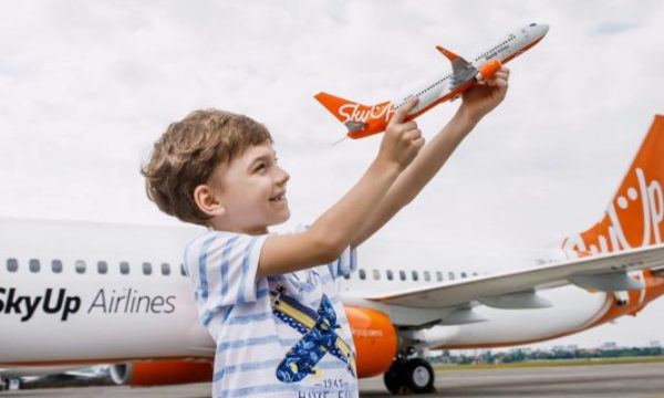 Как отправить ребенка в Польшу самолетом без родителей?